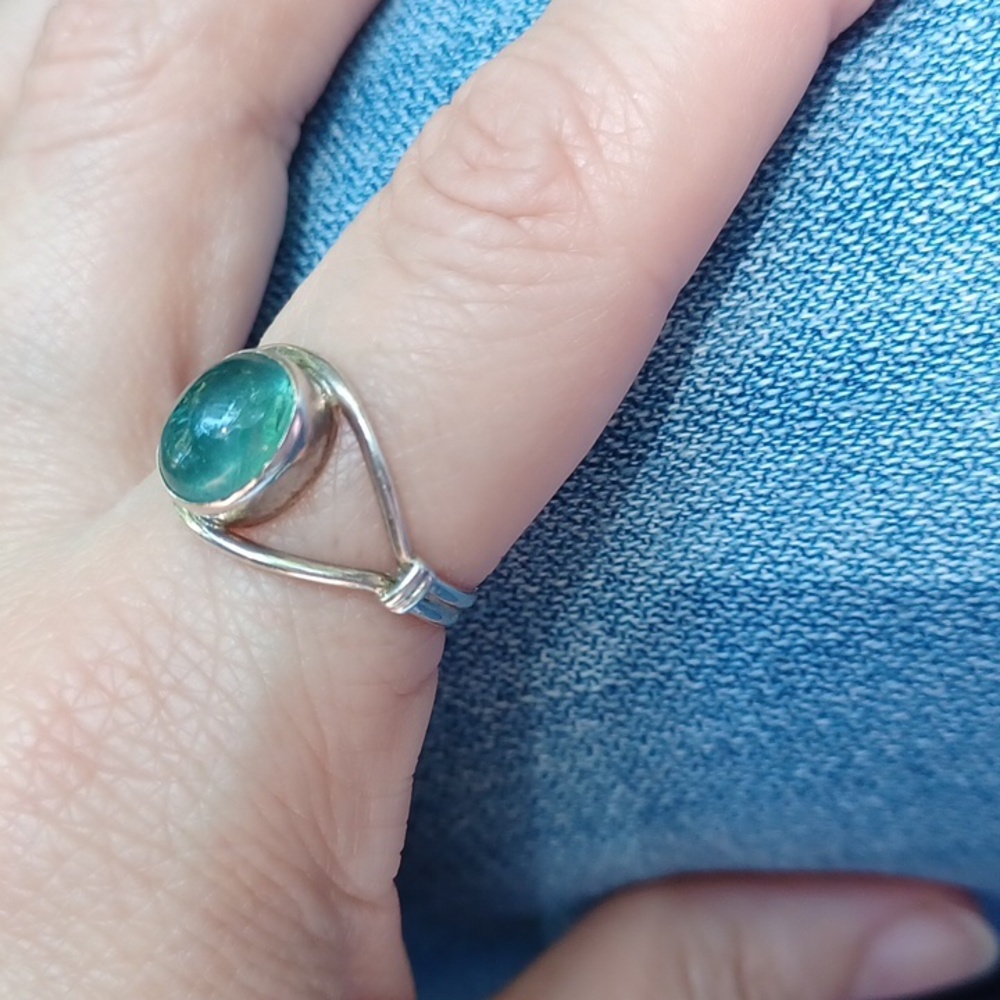Blue stone 925  ring. Sz 7.
